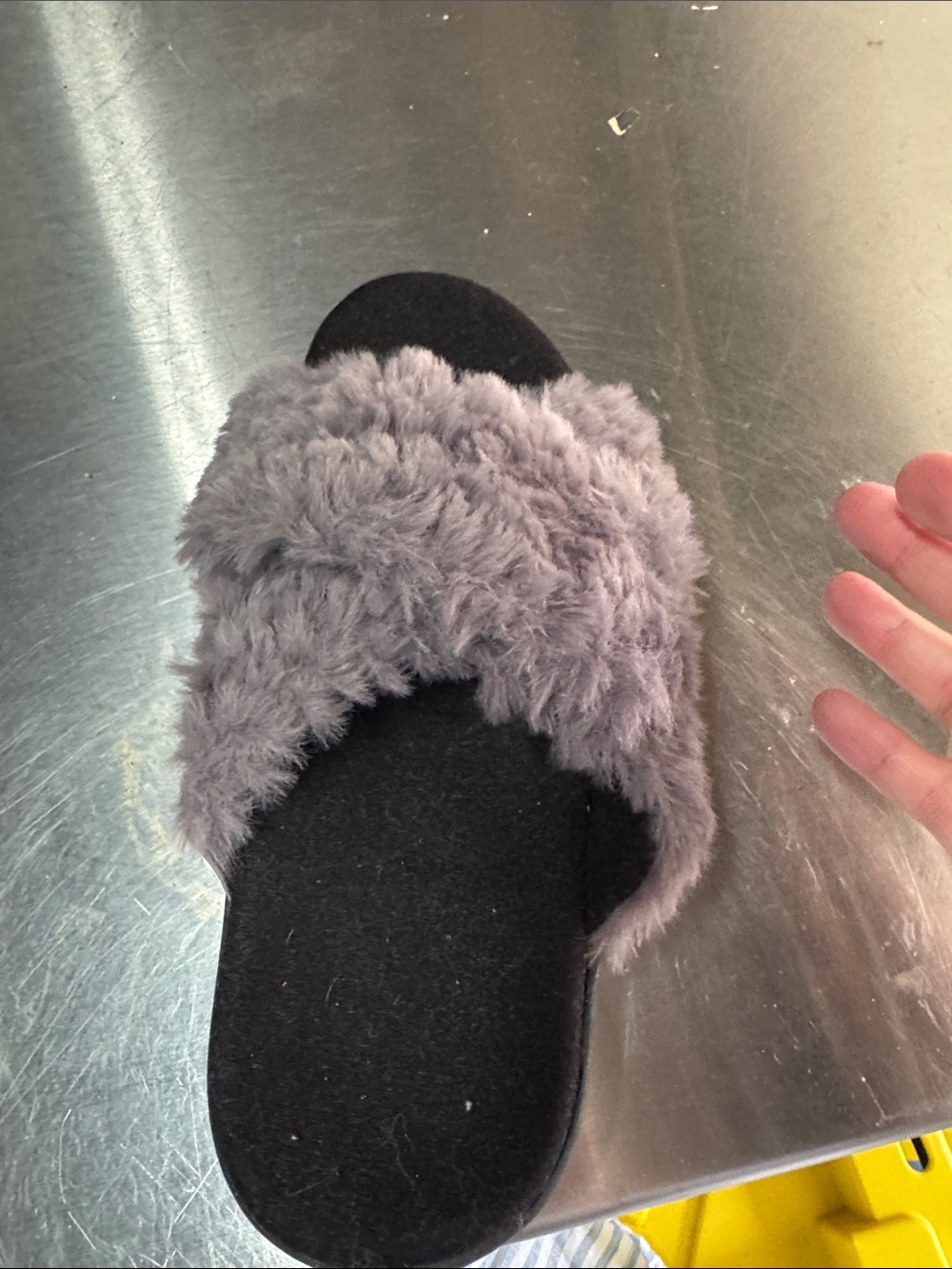 Vionic Gray Faux Fur Crisscross Slide Slippers - Picture 4 of 4